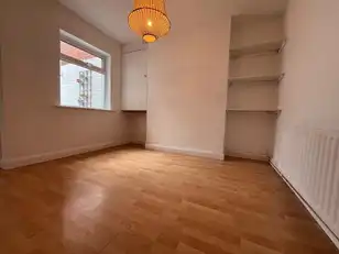 32 Rockview StreetImage 5
