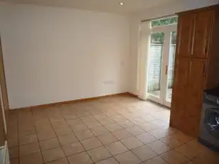 7 Glynn Park CloseImage 4