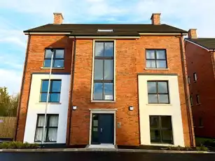 70 Loughshore ManorImage 4