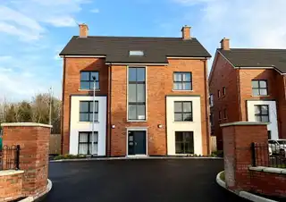 Image 1 for 70 Loughshore Manor