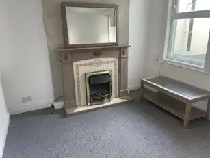 2 Adelaide AvenueImage 4
