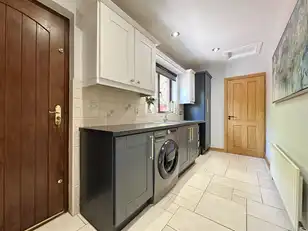 10 The RowansImage 21
