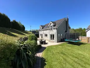 3 Lisnaweelan CourtImage 34