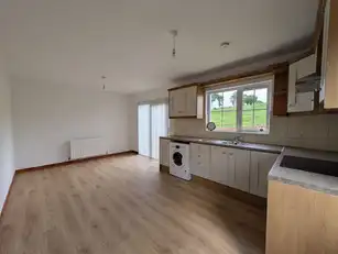 6 Aughan GroveImage 4