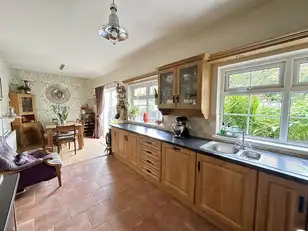 26 Ashley GardensImage 13