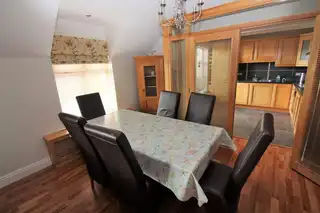 Riverdale HouseImage 3