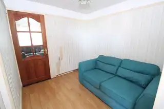 Front RoadImage 6