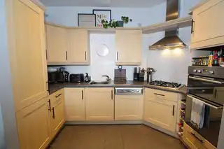 42 Lisburn SquareImage 9