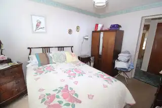 10 River CourtImage 9