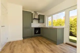 6 Plantation AvenueImage 12