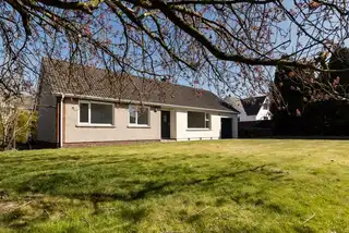 Image 1 for 6 Plantation Avenue