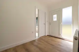6 Plantation AvenueImage 5