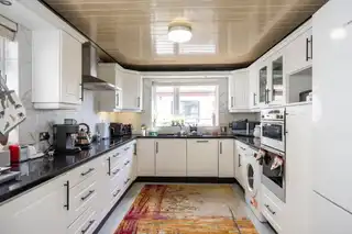 1 Irvington AvenueImage 9