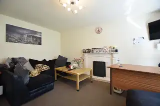 8 Drumvale AvenueImage 3