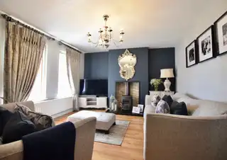 11 Ashwood HeightsImage 8