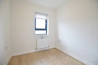 15 The OaksImage 22