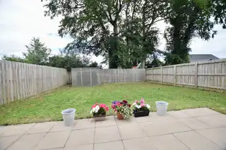 15 The OaksImage 26