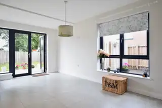 15 The OaksImage 9