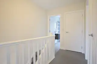 15 The OaksImage 15