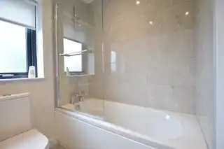 15 The OaksImage 24
