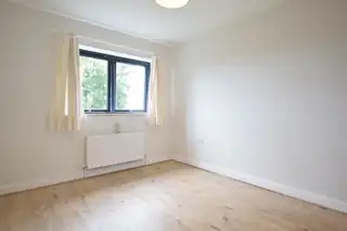 15 The OaksImage 16