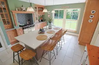 20 Hillsborough RoadImage 35