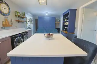 48 CloverdaleImage 23