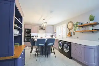 48 CloverdaleImage 36