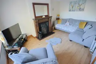 38 Glebe Hill ManorImage 6