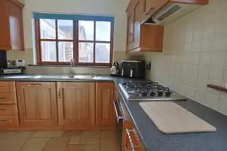 38 Glebe Hill ManorImage 15