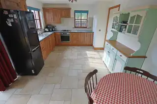 38 Glebe Hill ManorImage 10
