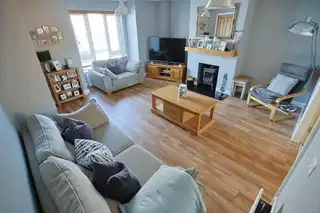 15 Cedar LodgeImage 15