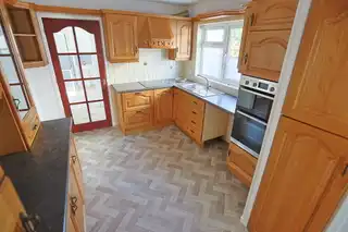 2 Lakeview ParkImage 17