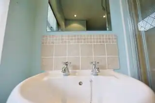 6 Terrace ViewImage 25