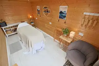 4 Linen HallImage 47