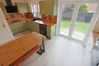 235 Kernan Hill ManorImage 18