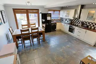 26 Oakleigh ParkImage 13