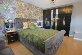 212 Kernan Hill ManorImage 36