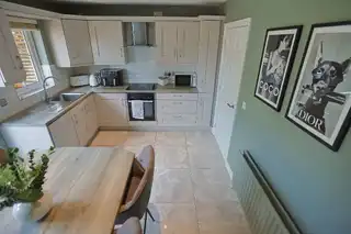 212 Kernan Hill ManorImage 22