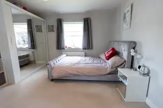 2 Bachelors AvenueImage 56