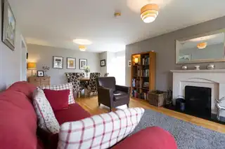 2 Bachelors AvenueImage 12