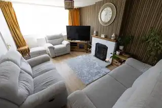 14 Rosemount AvenueImage 6
