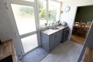14 Rosemount AvenueImage 15
