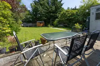 14 Rosemount AvenueImage 35
