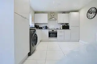 3 Parsons GateImage 33