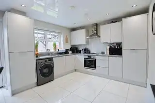 3 Parsons GateImage 32