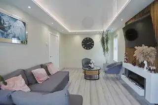 3 Parsons GateImage 12