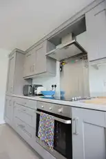 2 Bachelors CloseImage 21