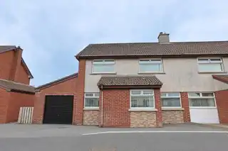 39 Dungormley EstateImage 2
