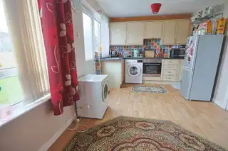 30 Lakeview CourtImage 8